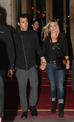 photo 22 in Justin Theroux gallery [id523533] 2012-08-18 00:00:00