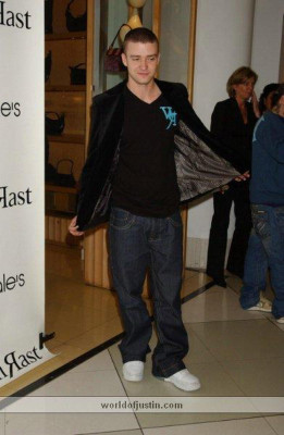 photo 14 in Timberlake gallery [id143315] 2009-03-31 00:00:00