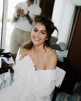 photo 4 in Kaia Gerber gallery [id1305340] 2022-07-15 00:00:00