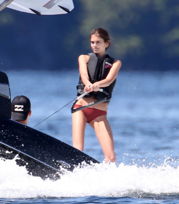 Kaia Gerber pic #1059241