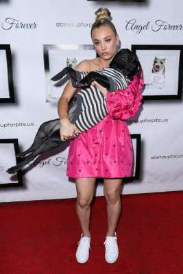 Kaley Cuoco pic #1083644