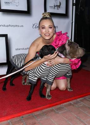 Kaley Cuoco pic #1083653