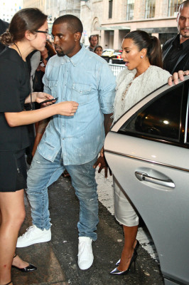 photo 8 in Kanye West gallery [id536534] 2012-09-27 00:00:00