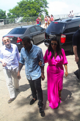 photo 5 in Kanye West gallery [id576195] 2013-02-17 00:00:00