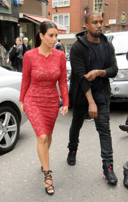 photo 14 in Kanye West gallery [id492077] 2012-05-24 00:00:00
