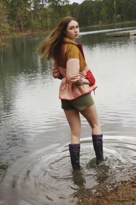 photo 7 in Karen Gillan gallery [id1305347] 2022-07-15 00:00:00