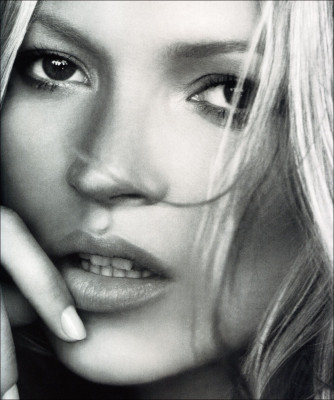 photo 15 in Kate Moss gallery [id77224] -0001-11-30 00:00:00