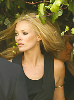 photo 23 in Kate Moss gallery [id226688] 2010-01-15 00:00:00