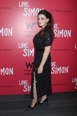 Katherine Langford pic #1019112
