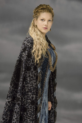 Katheryn Winnick pic #772481
