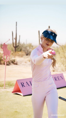 Kathryn Newton pic #1197978