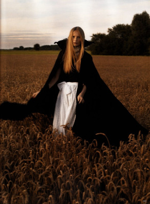 photo 20 in Katrin Thormann gallery [id186023] 2009-09-30 00:00:00