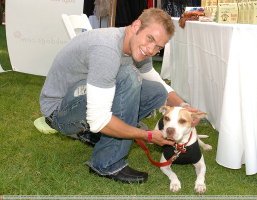 Kellan Lutz pic #293558