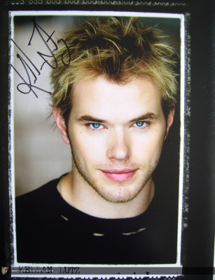 Kellan Lutz pic #226098