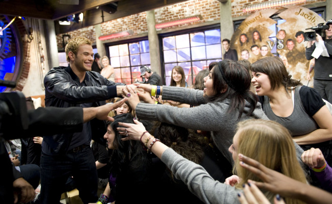 Kellan Lutz pic #291880