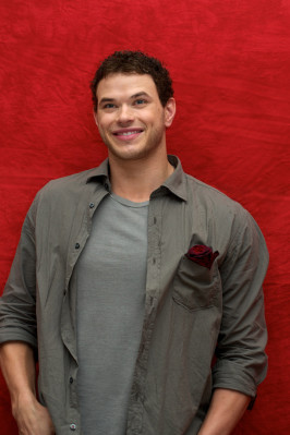 Kellan Lutz pic #272887