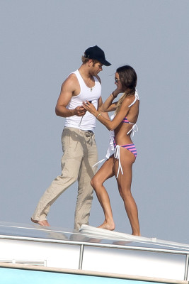 Kellan Lutz pic #518896