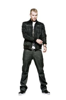 Kellan Lutz pic #125770