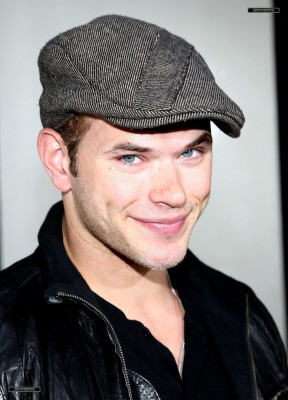 Kellan Lutz pic #277985