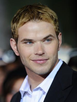 Kellan Lutz pic #283799