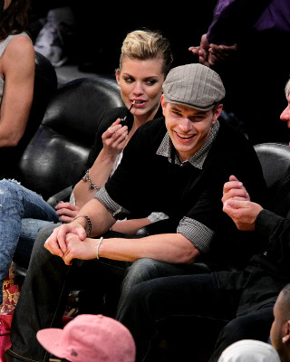 Kellan Lutz pic #317944