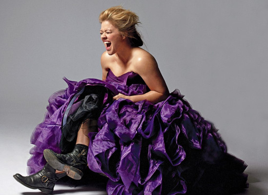 photo 8 in Kelly Clarkson gallery [id662329] 2014-01-17 00:00:00