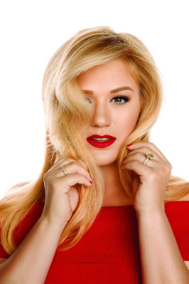 Kelly Clarkson pic #662305