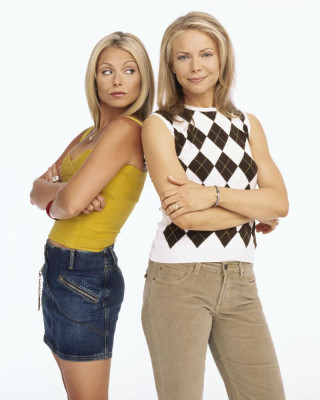 photo 19 in Kelly Ripa gallery [id524105] 2012-08-21 00:00:00