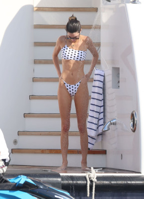 Kendall Jenner pic #1140090