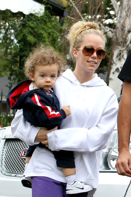 Kendra Wilkinson pic #328846