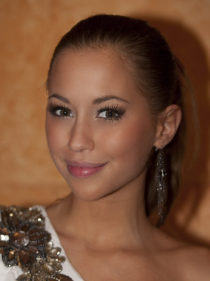Kenza Zouiten pic #914497