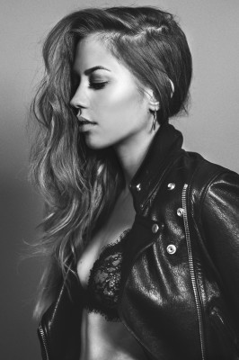Kenza Zouiten pic #927904