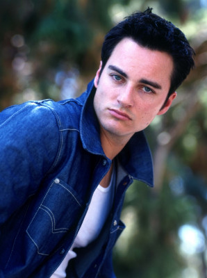 photo 3 in Kerr Smith gallery [id242362] 2010-03-16 00:00:00