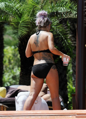 Kerry Katona pic #1094129
