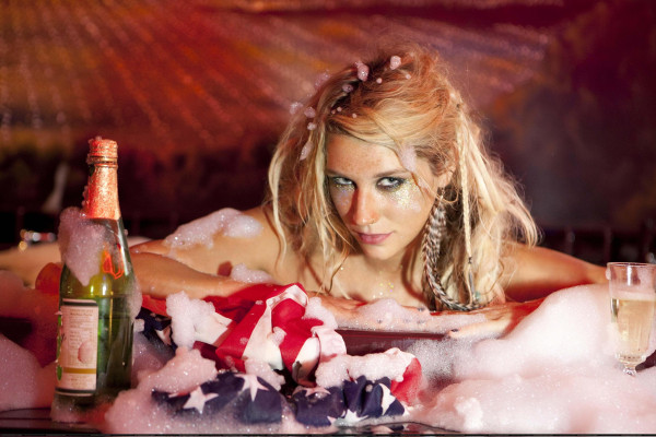 Kesha Rose Sebert pic #235579
