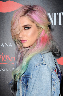 photo 7 in Kesha Rose Sebert gallery [id649102] 2013-11-26 00:00:00