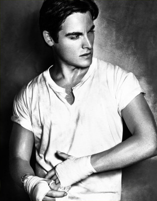 photo 21 in Kevin Zegers gallery [id542398] 2012-10-14 00:00:00