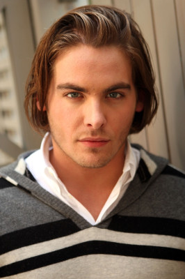 photo 24 in Kevin Zegers gallery [id399996] 2011-09-05 00:00:00