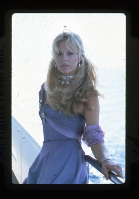 Kim Basinger pic #368854