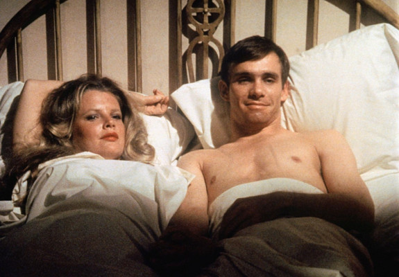 Kim Basinger pic #219456