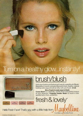 Kim Basinger pic #270264