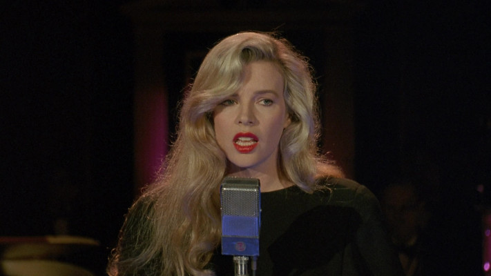 Kim Basinger pic #1252932