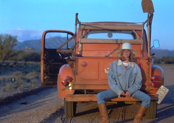 Kim Basinger pic #1343533