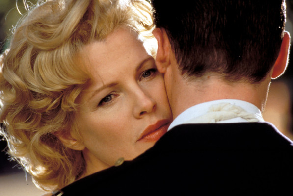 Kim Basinger pic #428506