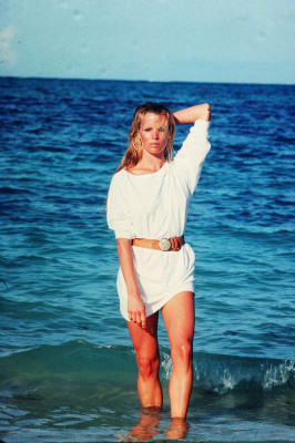 Kim Basinger pic #219409