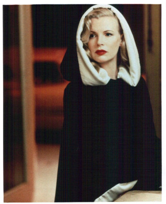 Kim Basinger pic #69285