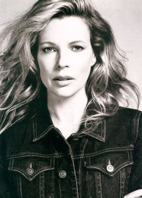 Kim Basinger pic #76661