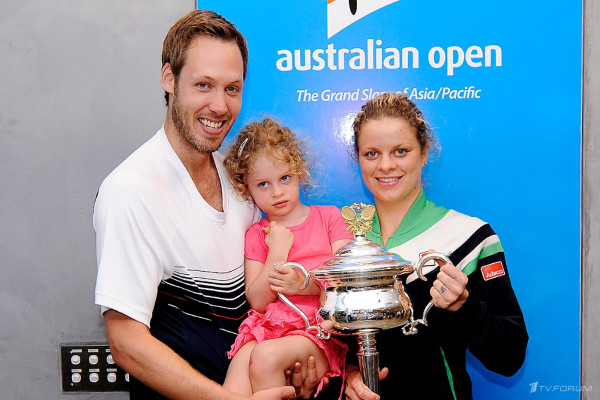 photo 5 in Kim Clijsters gallery [id520699] 2012-08-08 00:00:00