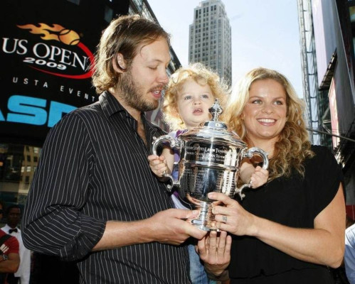 photo 22 in Kim Clijsters gallery [id520682] 2012-08-08 00:00:00