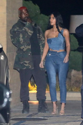 Kim Kardashian pic #1113695